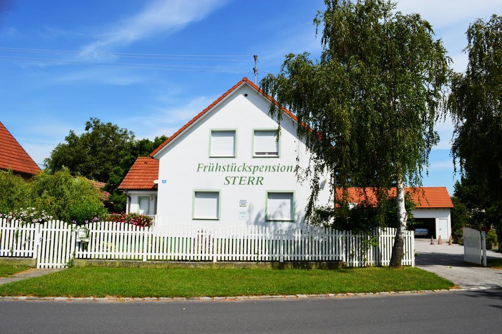 Fruehstueckspension Sterr Strebersdorf Екстер'єр фото